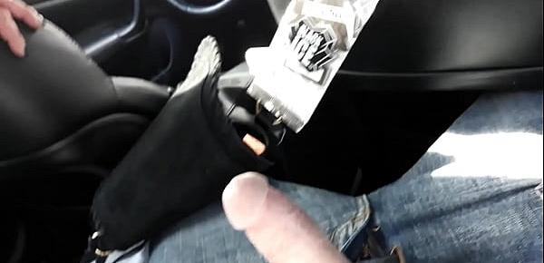 Slut gives head in car